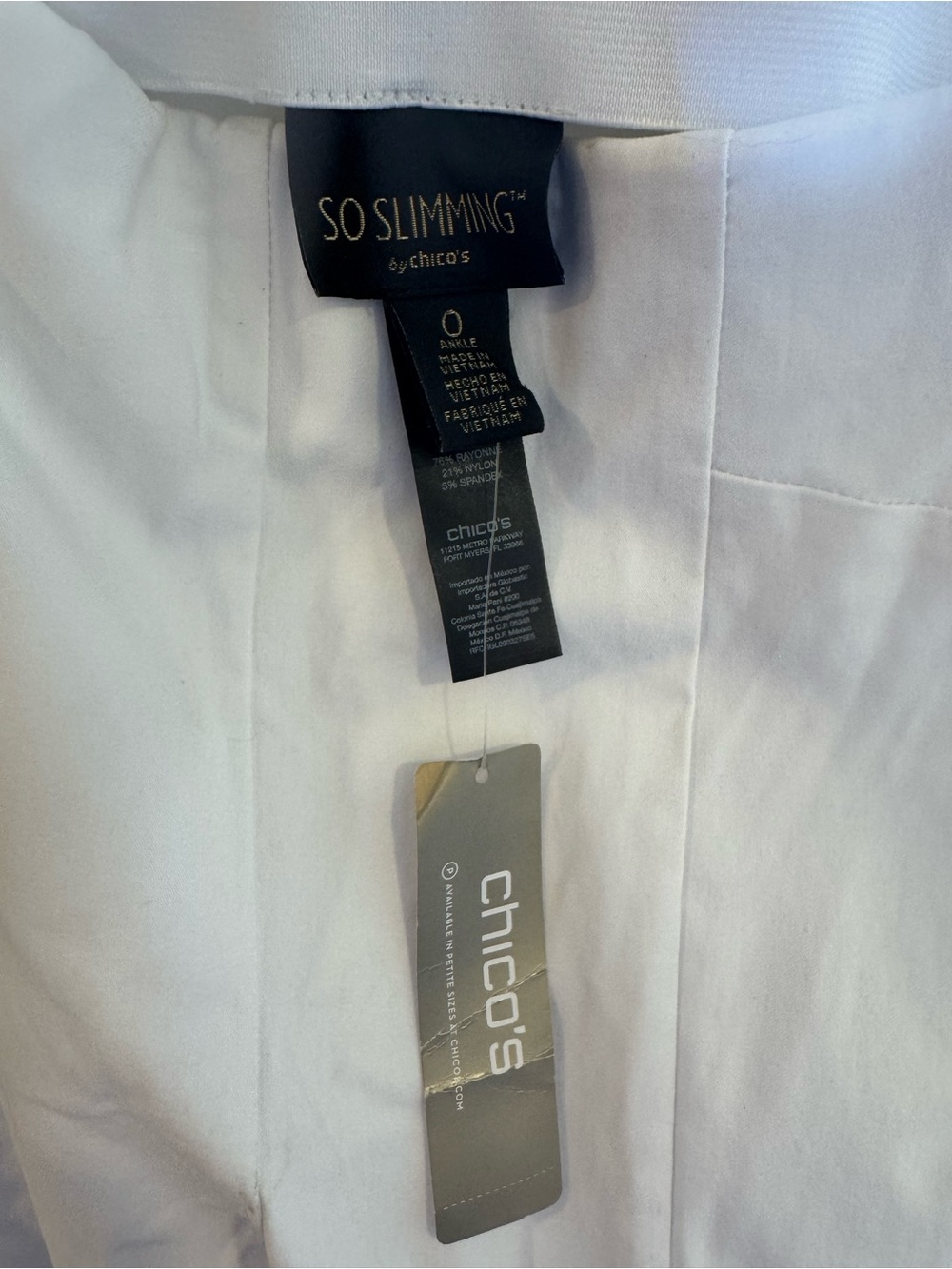 Chico's So Slimming™ White Women’s Pants NWT